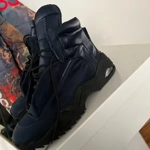 1000 obo never worn only tried on to small for me Maison Martin Margiela | Shoes | 00 Obo Never Worn Only  main image 3